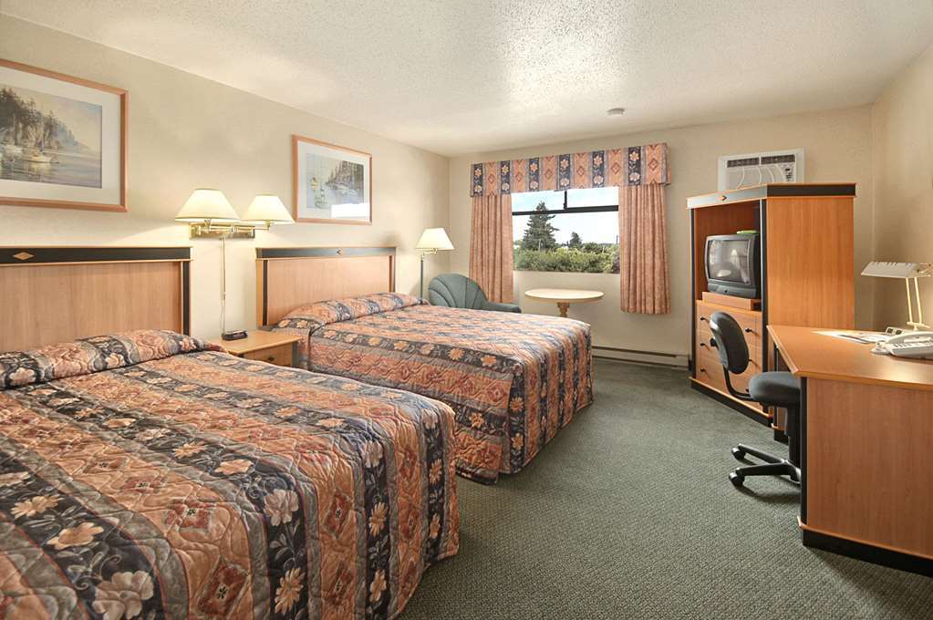 Days Inn By Wyndham Nanaimo Room photo